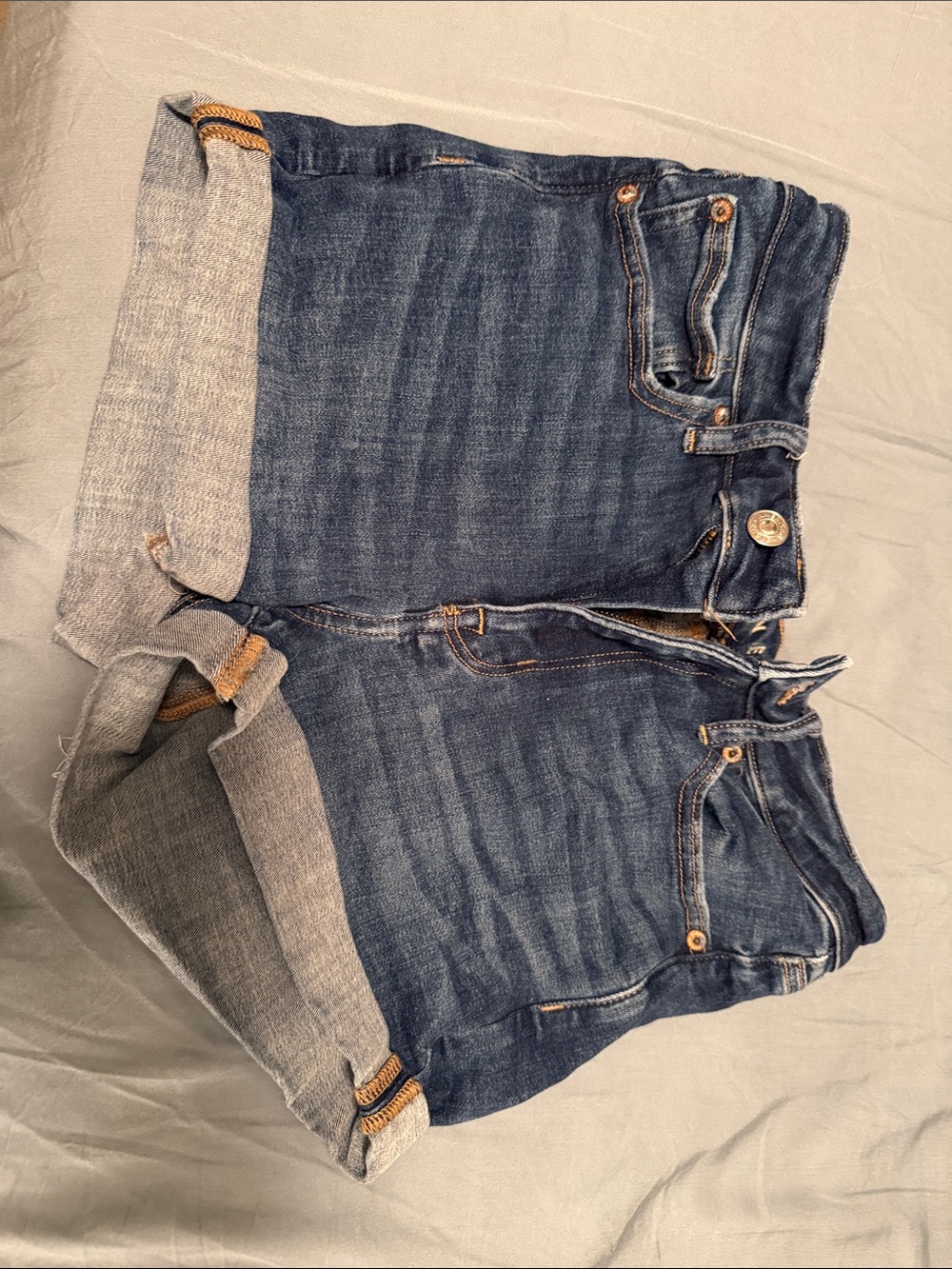American Eagle Outfitters Blue Denim Cuffed Women’s Shorts